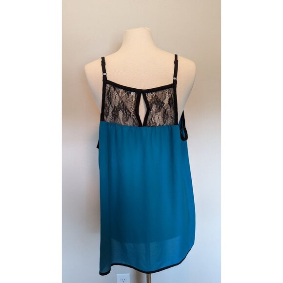 Teal Black-Trimmed Sleeveless Double-Layered Torrid Tank Top With Lace Back Size - Picture 4 of 5